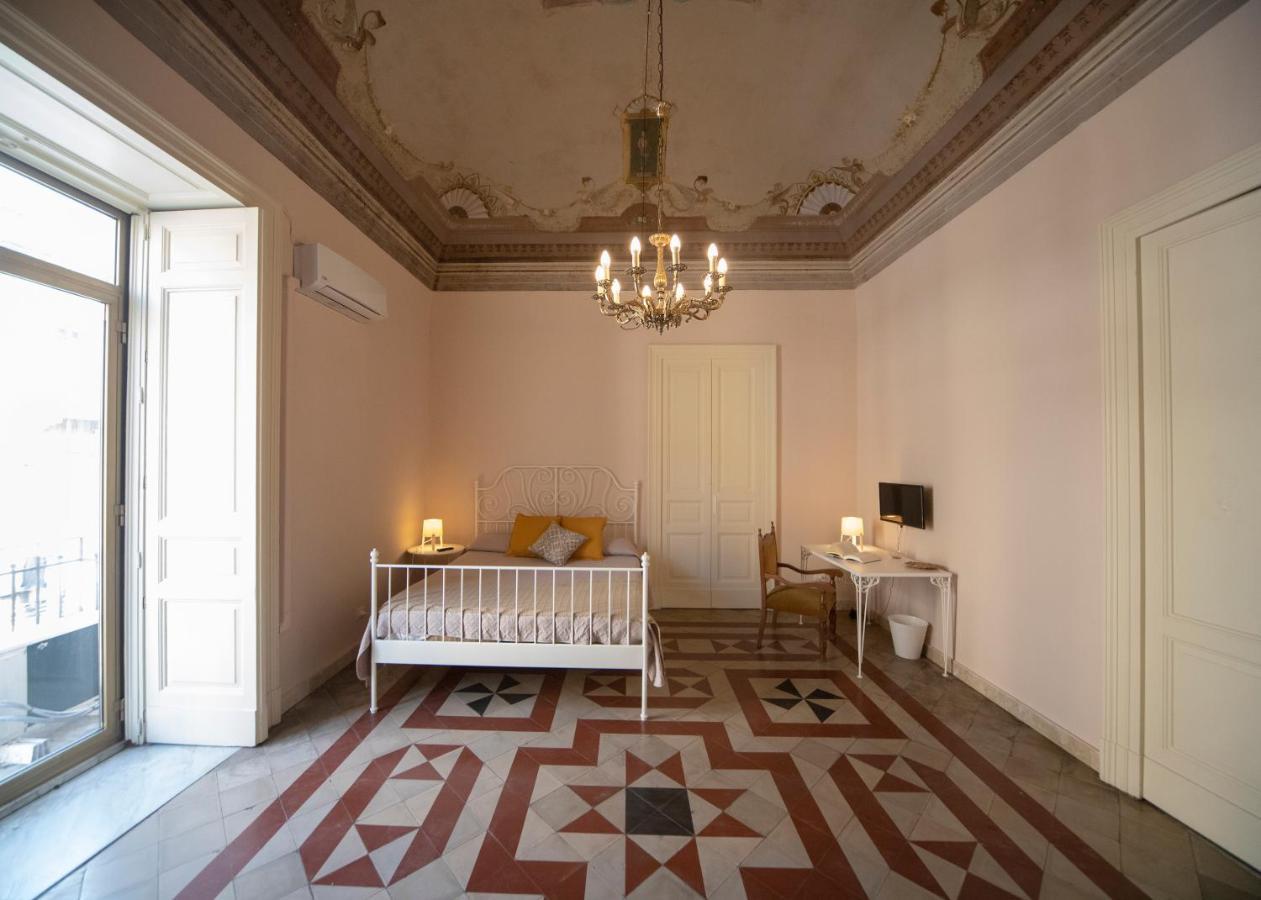 Sicilian Mood - Bed And Breakfast Катанія Екстер'єр фото