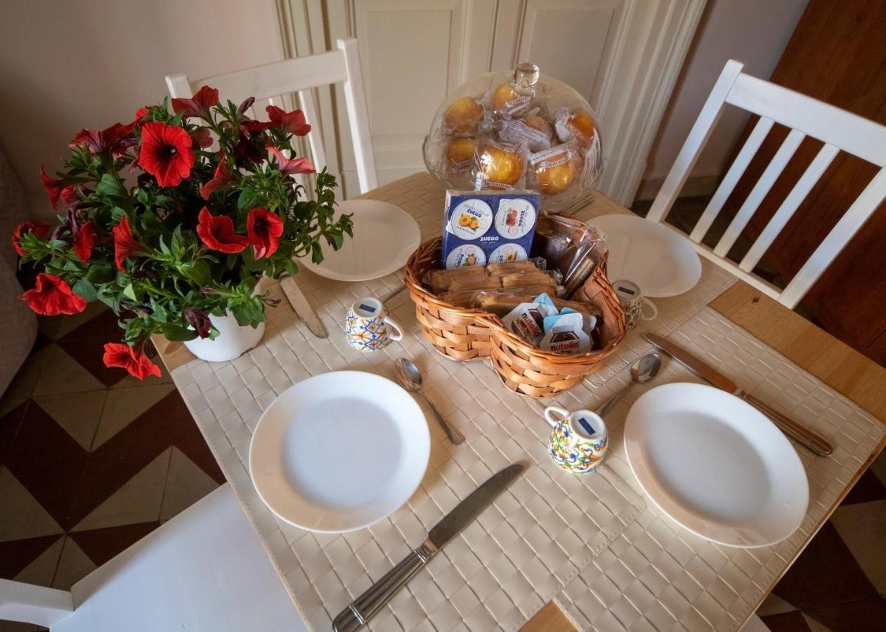 Sicilian Mood - Bed And Breakfast Катанія Екстер'єр фото